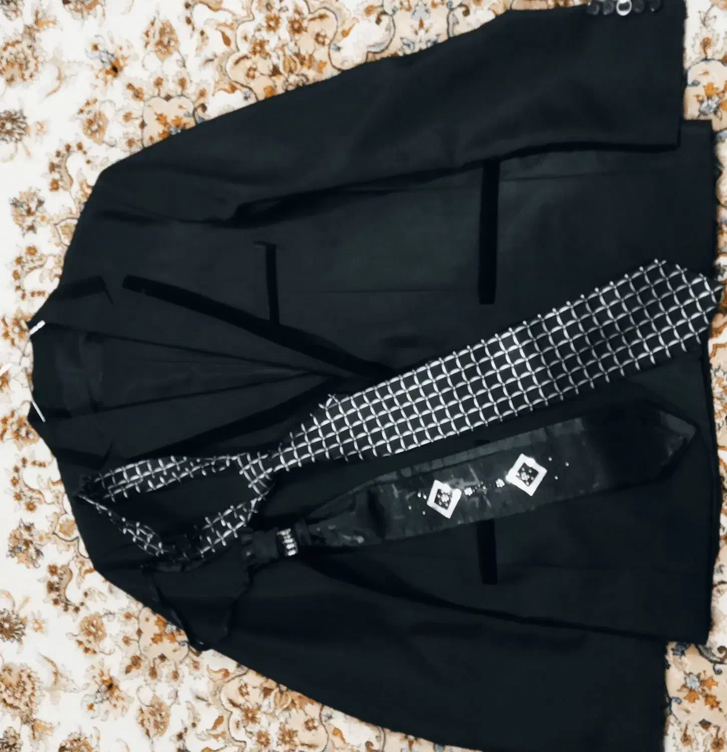 کت شلوار دامادی همراه با دو کراوات|لباس|کاشان, ملاصدرا|دیوار