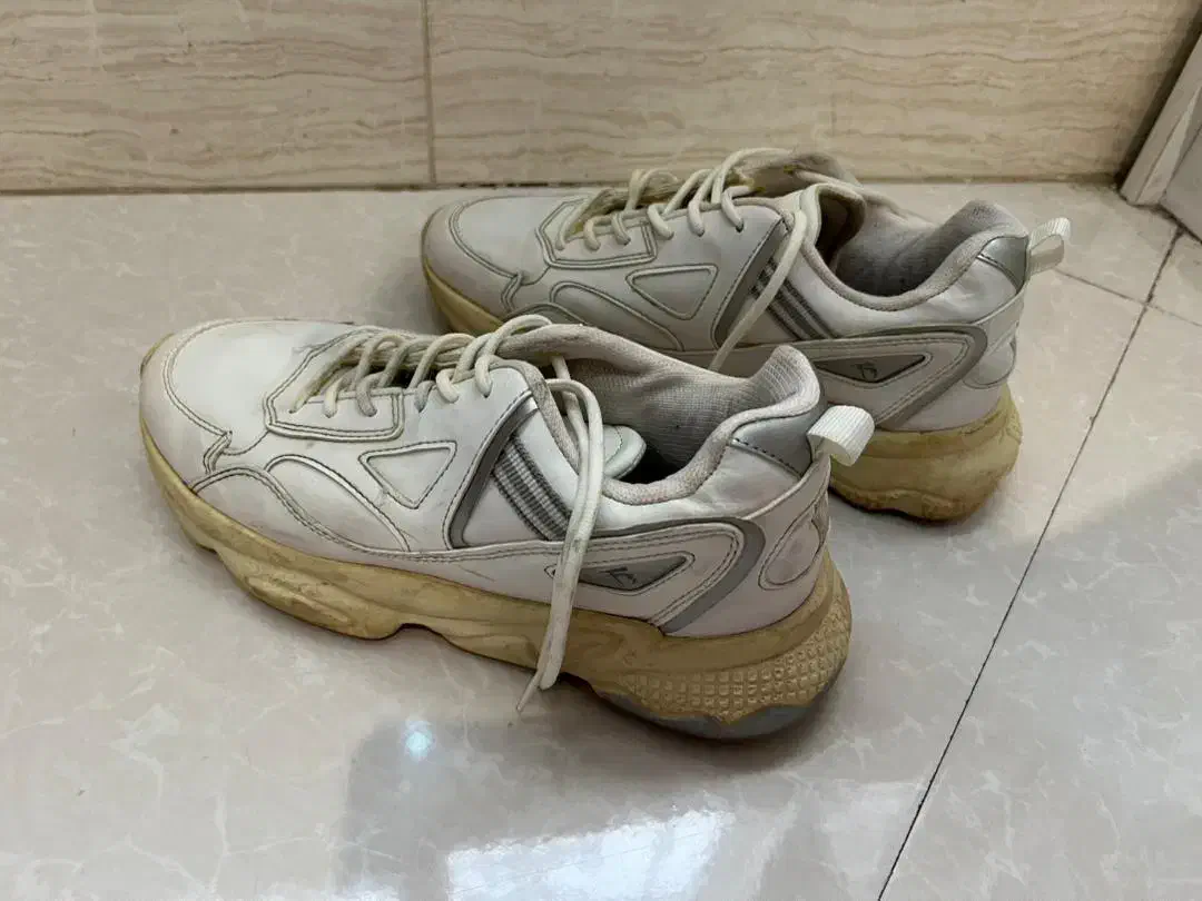 کتونی|کیف، کفش، کمربند|تهران, استقلال|دیوار