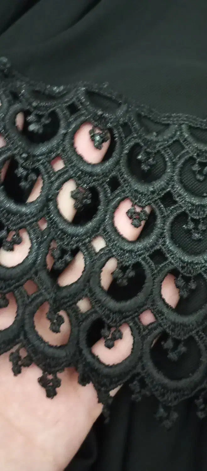 چند تیکه لباس نو|لباس|رباطکریم, نصیرشهر|دیوار