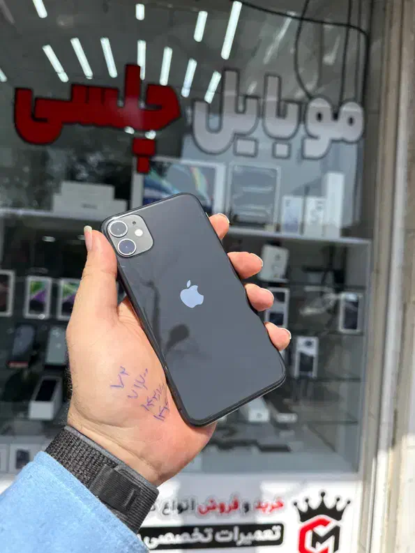 11 128gig ایفون موبایل چلسی|موبایل|شیراز, زند|دیوار
