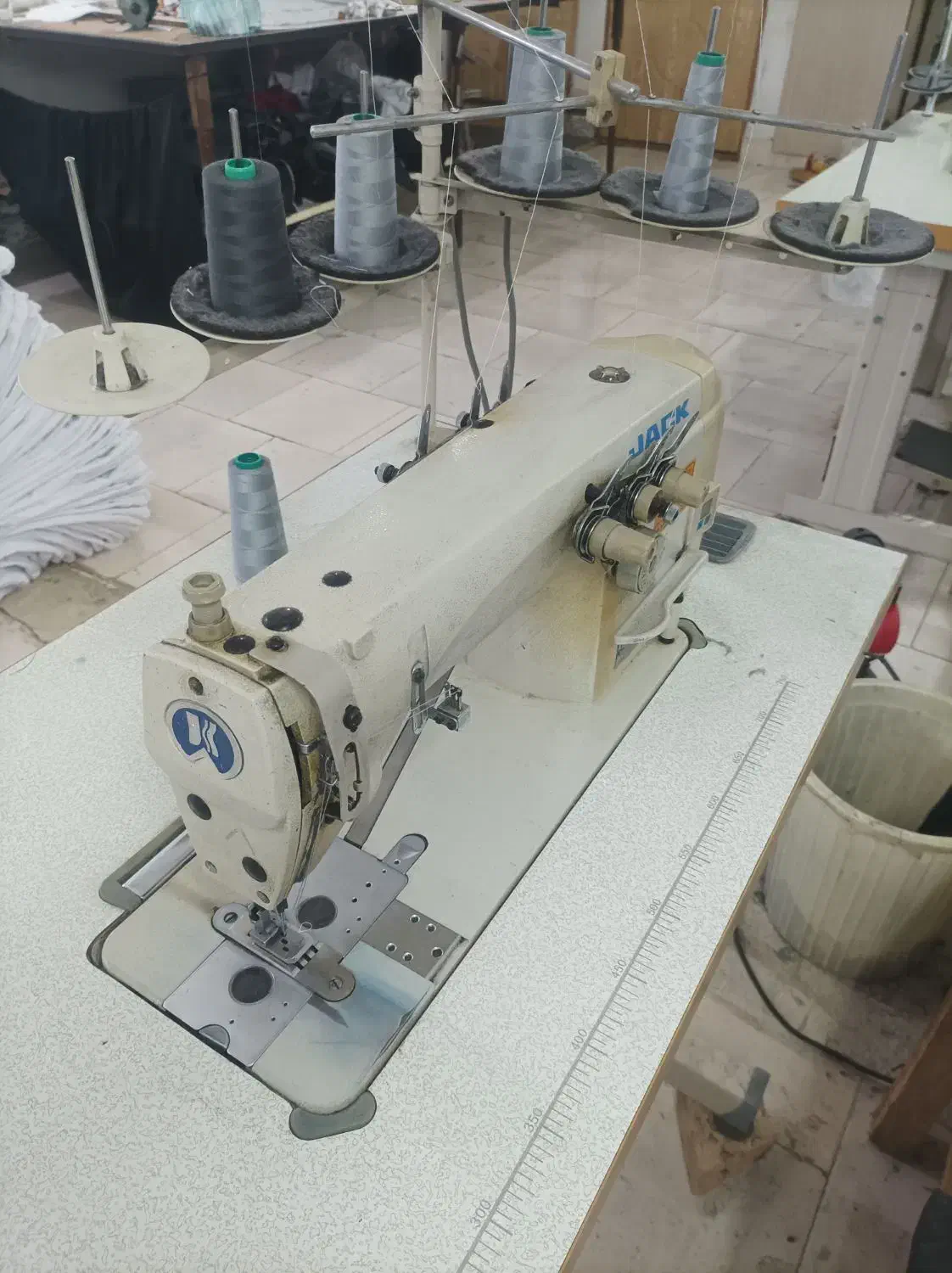 چرخ سه سوزنه صفحه تخت|چرخ خیاطی و ریسندگی|قرچک, مهدیه|دیوار