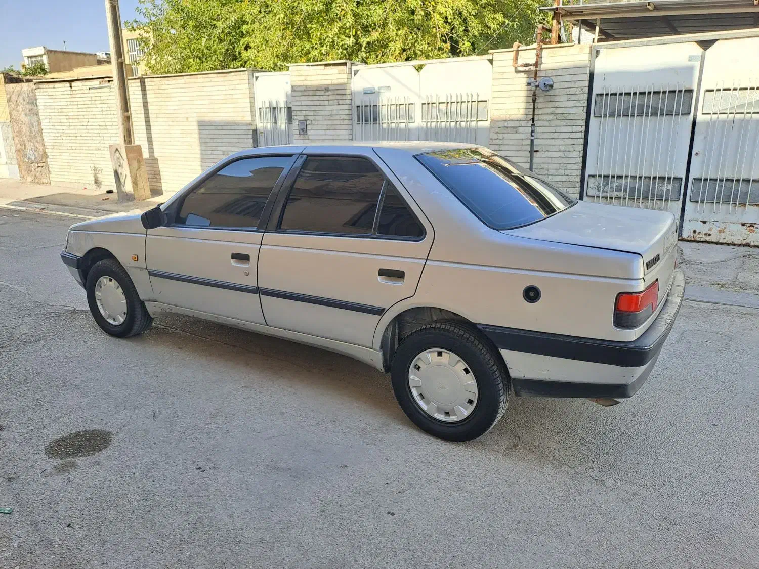 پژو چهارصدوپنج دوگانه شرکتی مدل ۹۱|خودرو سواری و وانت|مرودشت, استادیوم‎|دیوار