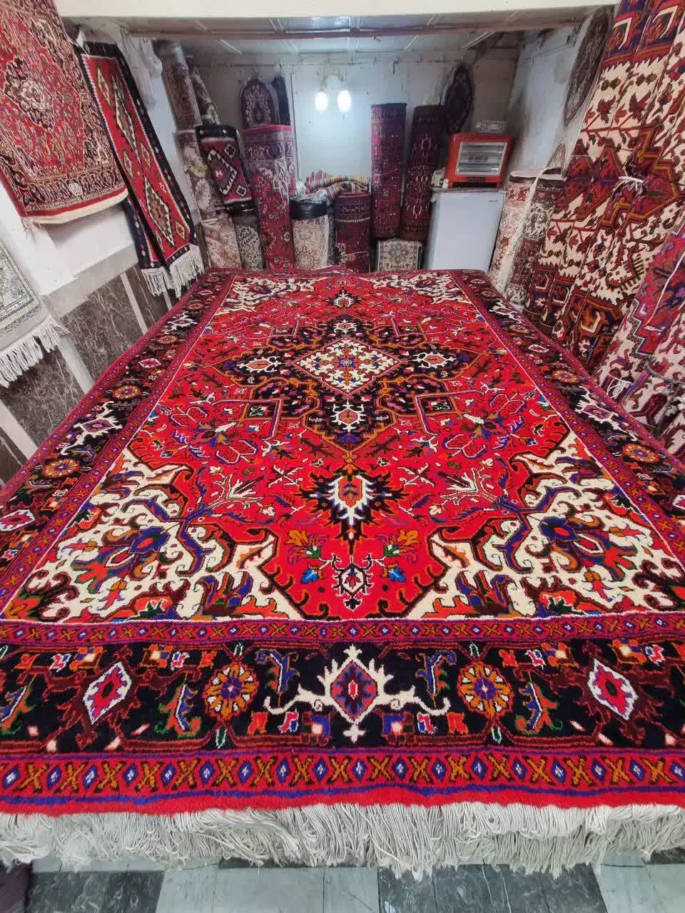 2/5در3/5فرش|فرش|مراغه, |دیوار