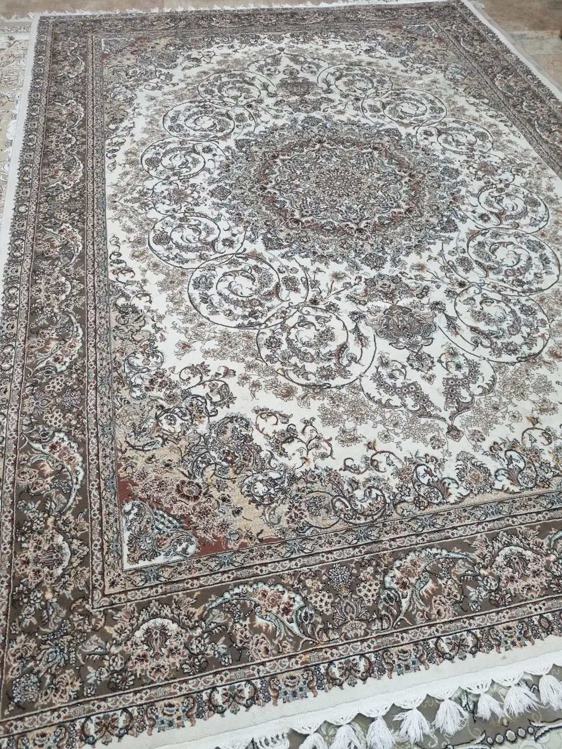 فرش امیرزاده دو تخته فرش ۹ متری ۷۰۰ شانه|فرش|مشهد, شاهد (شهرک غرب)|دیوار