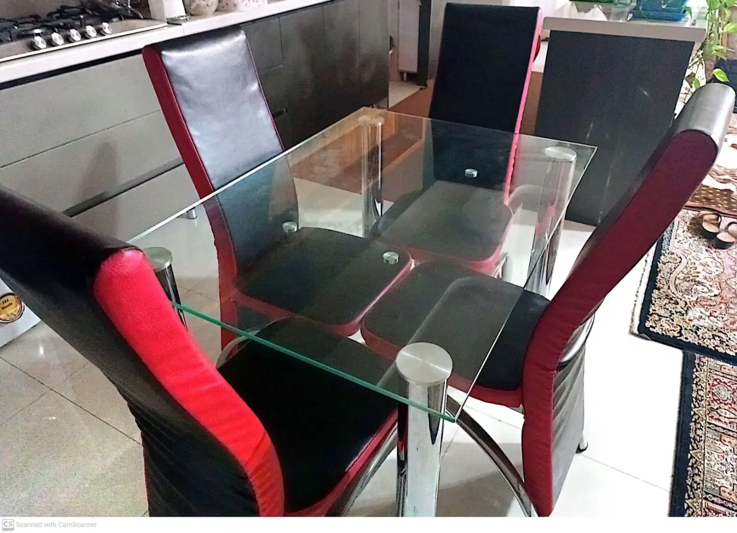 میز ناهار خوری|میز و صندلی غذاخوری|قم, انسجام|دیوار