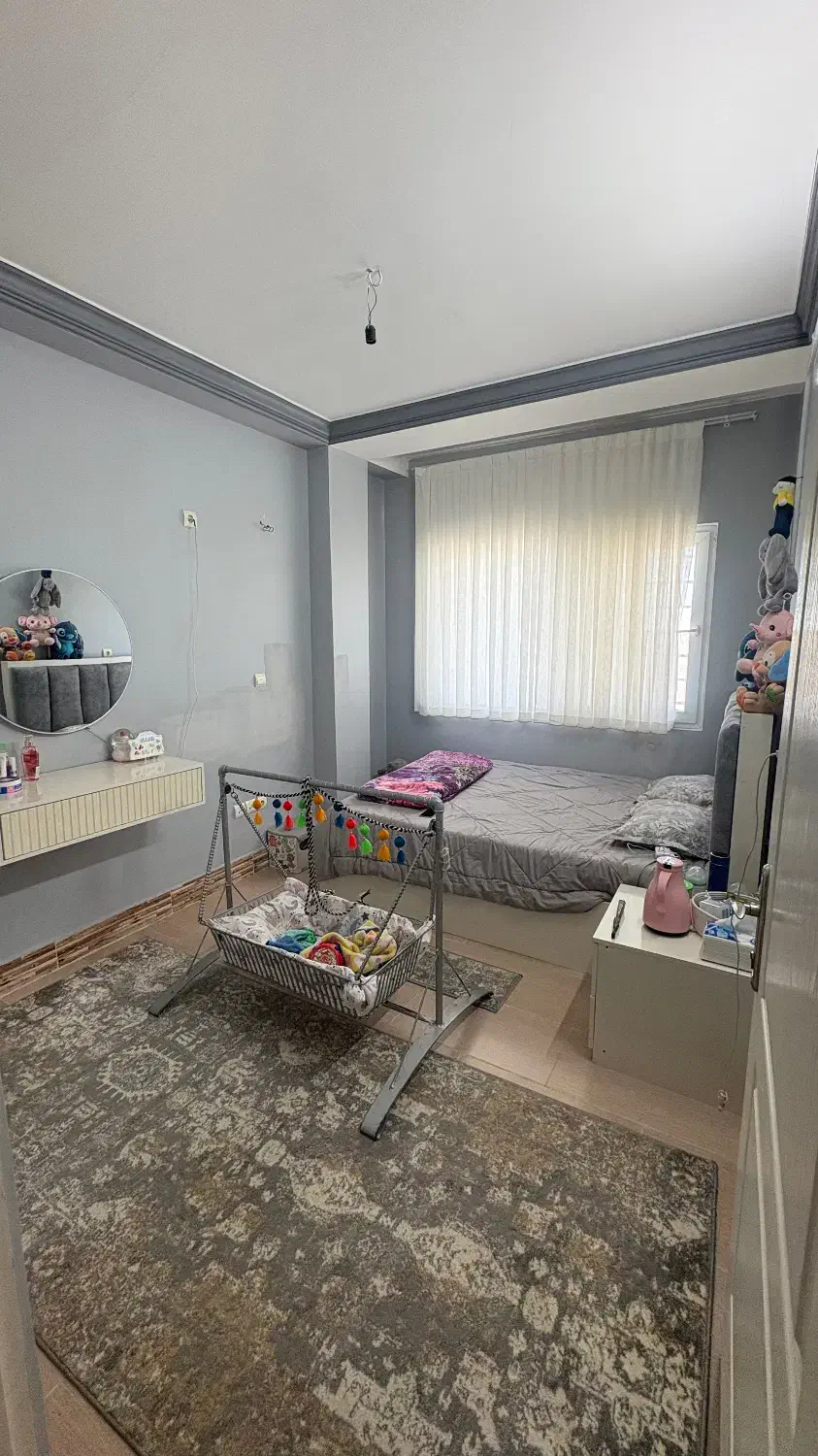 تخت خواب دو نفره میز ارایش و عسلی|تخت و سرویس خواب|گنبد کاووس, |دیوار