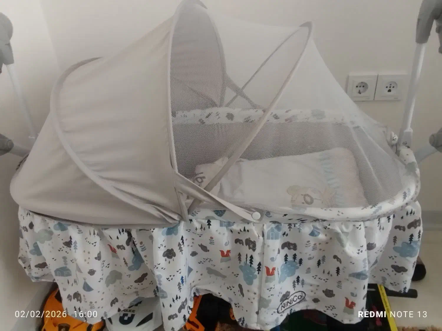 گهواره برقی NINCO|اسباب و اثاث بچه|شهرکرد, |دیوار