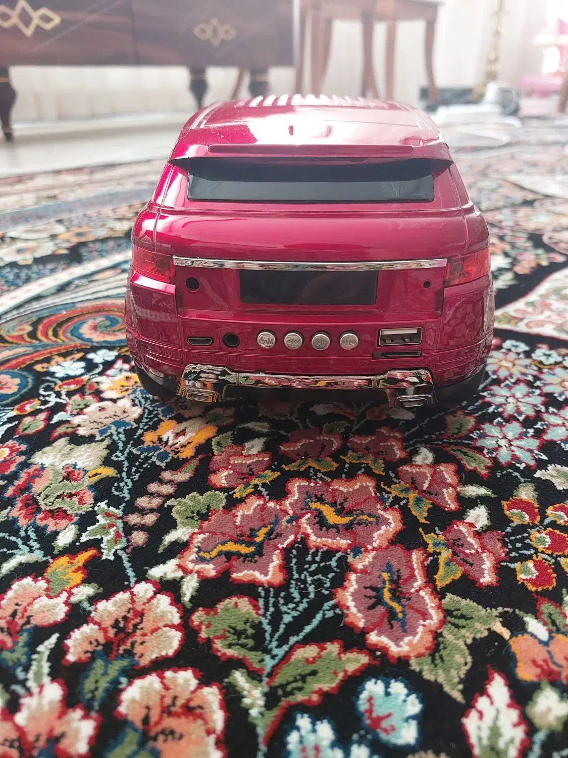 اسپیکر بلوتوثی طرح ماشین|پخش‌کننده همراه|اراک, |دیوار