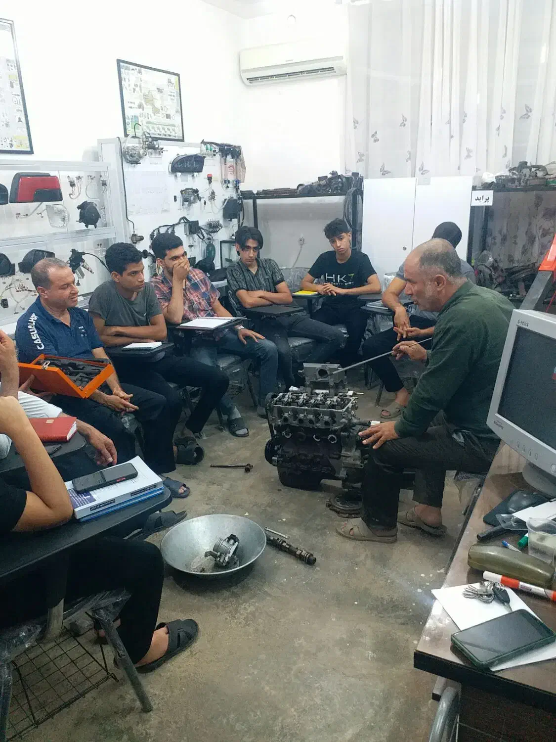 آموزش دوره های تخصصی مکانیک خودرو|خدمات آموزشی|برازجان, |دیوار