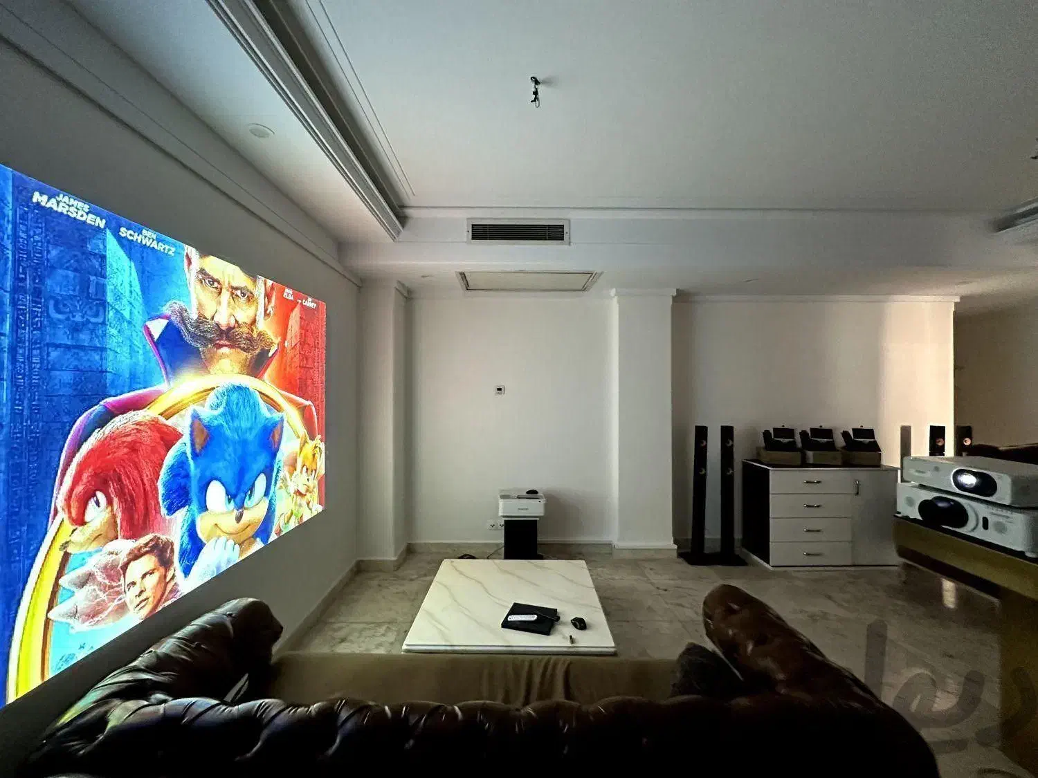 ویدئو پروژکتور مناسب مدارس فضای روشن|تلویزیون و پروژکتور|بوشهر, |دیوار