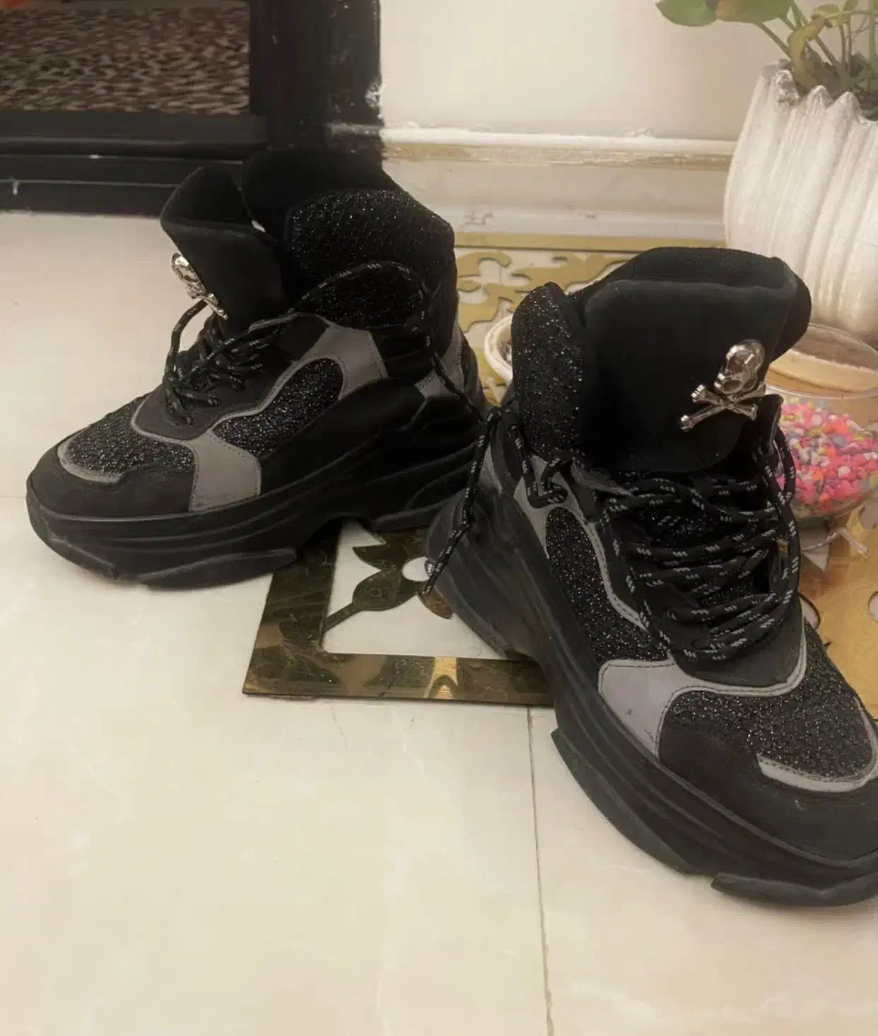 تعدادی کتانی برند|کیف، کفش، کمربند|قم, زینبیه|دیوار