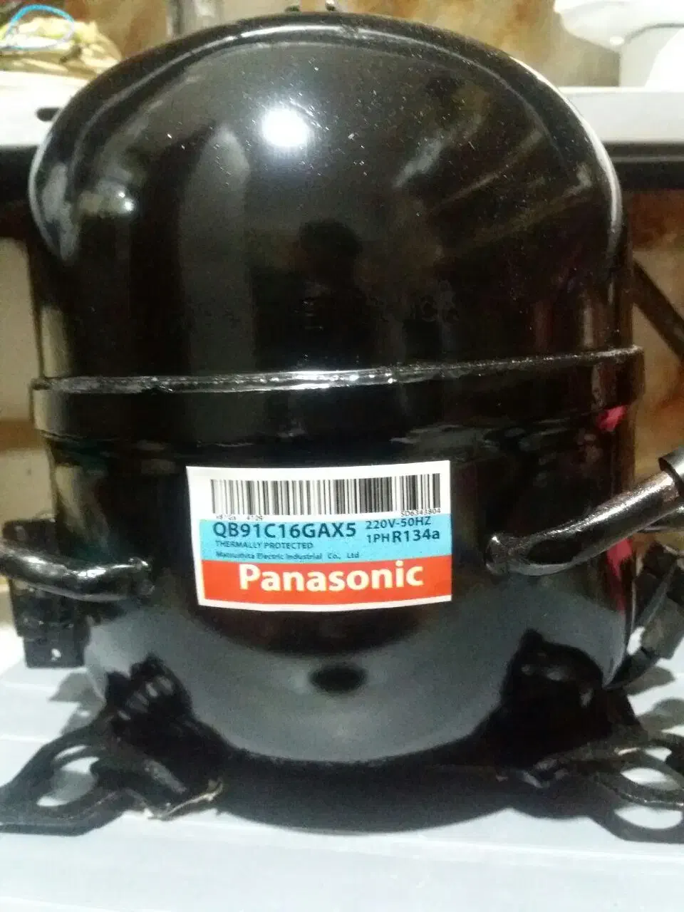 پمپ وکیوم ۱/۴ و کمپرسور استوک در حد نو و گیج دوقلو|ابزارآلات|پیرانشهر, |دیوار