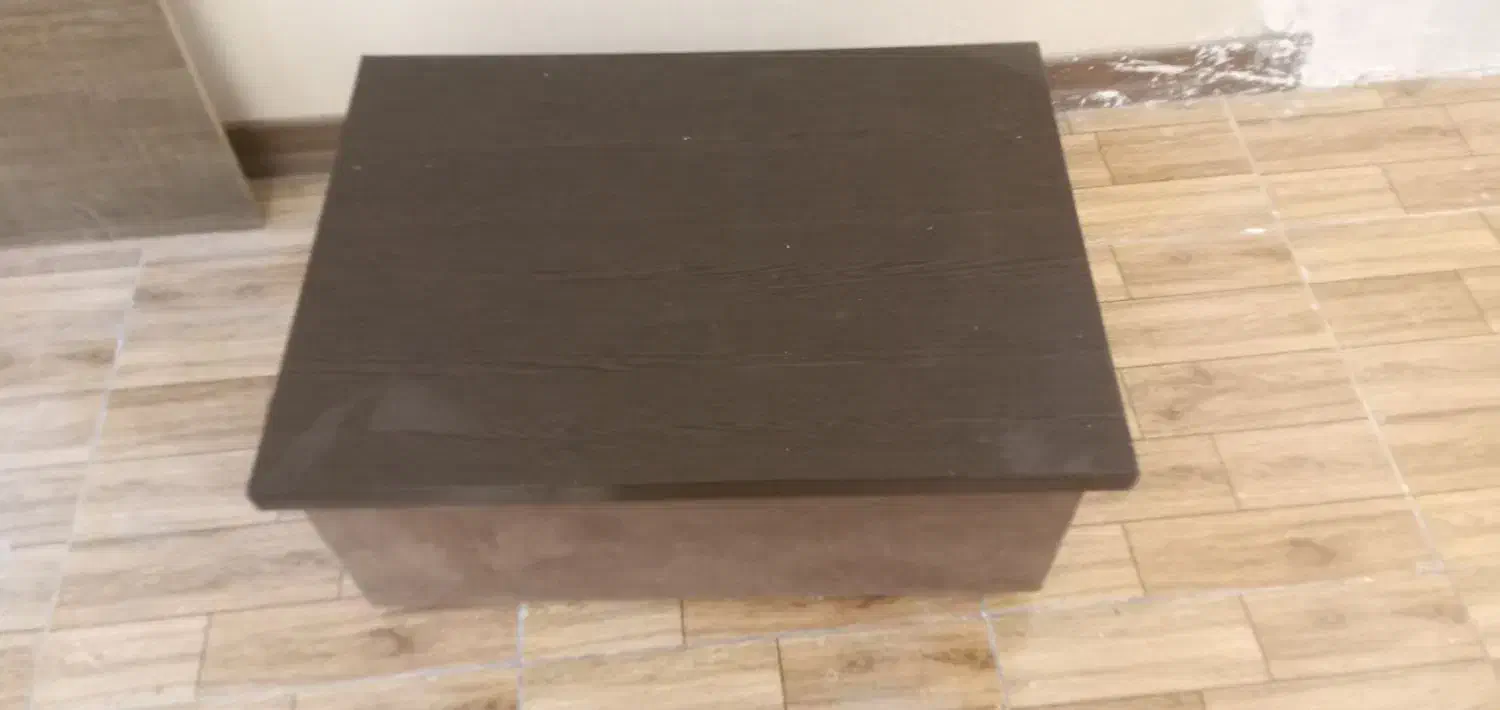 جلومبلی|مبلمان خانگی و میز عسلی|همدان, |دیوار