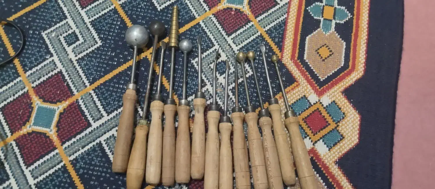 دیویدی یک عدد دستگاه مو کن برقی وسایل مجسمه سازی|پخش‌کننده DVD و ویدیو|شیراز, شهرک سعدی|دیوار