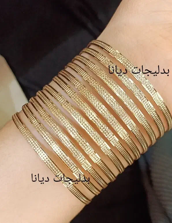 النگو فنری طلاروس دقیقا مشابه طلا طرح ویدا ضمانتی|بدلیجات|مشهد, احمدآباد|دیوار