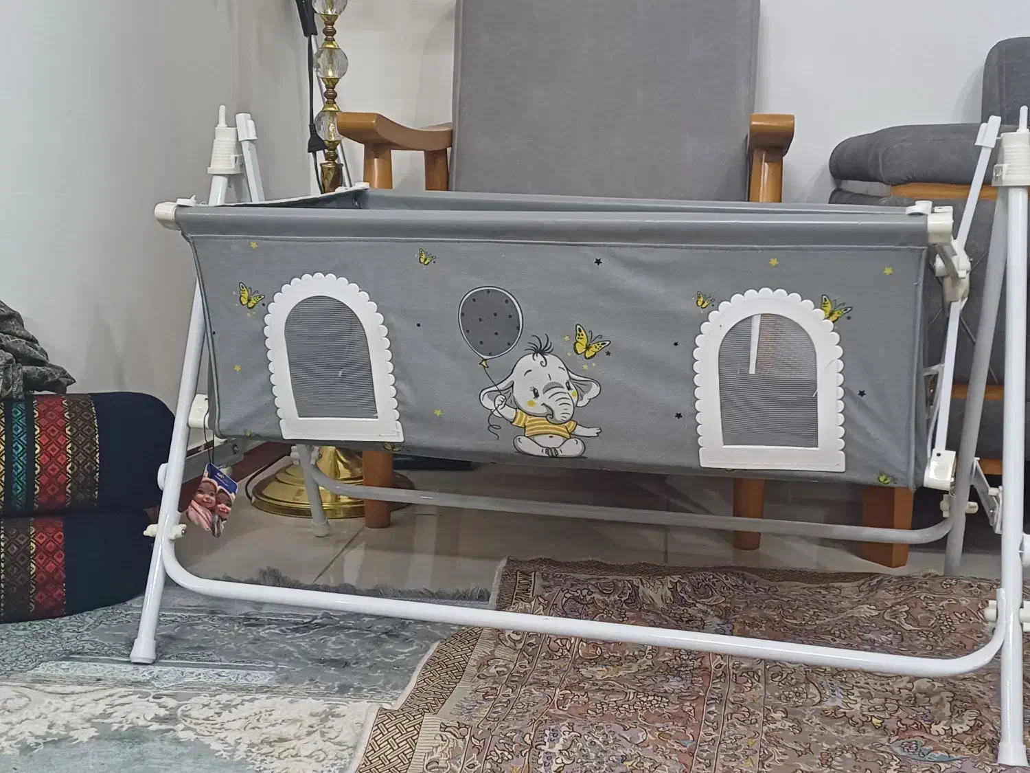 تخت کنار مادر|تخت و سرویس خواب|لاهیجان, یحی آباد|دیوار