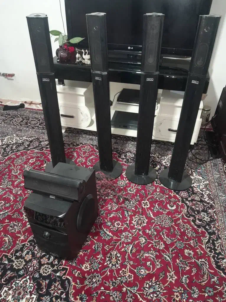 سینما خانواده در حد نو سالم بشرط فروخته میشه|سیستم صوتی خانگی|آستارا, |دیوار