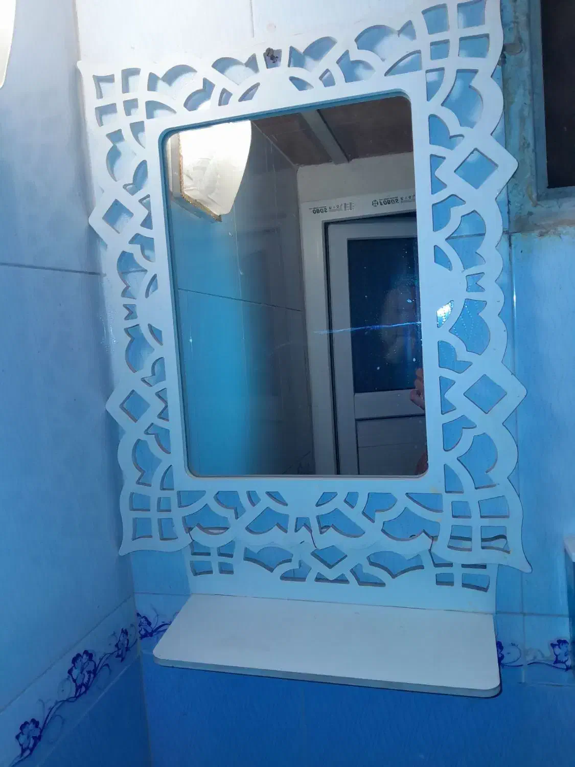 روشویی به همراه شیر و آینه|لوازم سرویس بهداشتی|پاکدشت, پاکدشت (مامازند)|دیوار