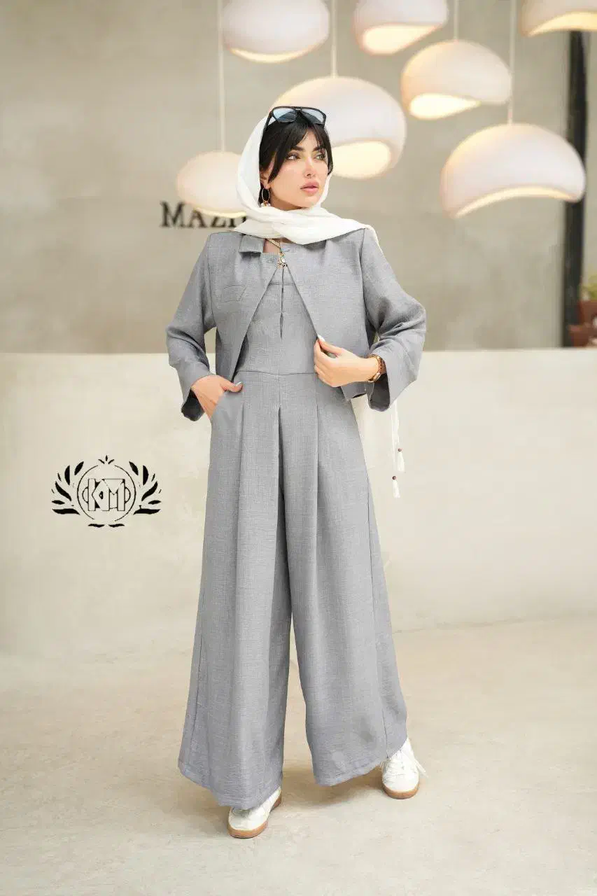 دکلته  با کت|لباس|قم, هفت تیر|دیوار