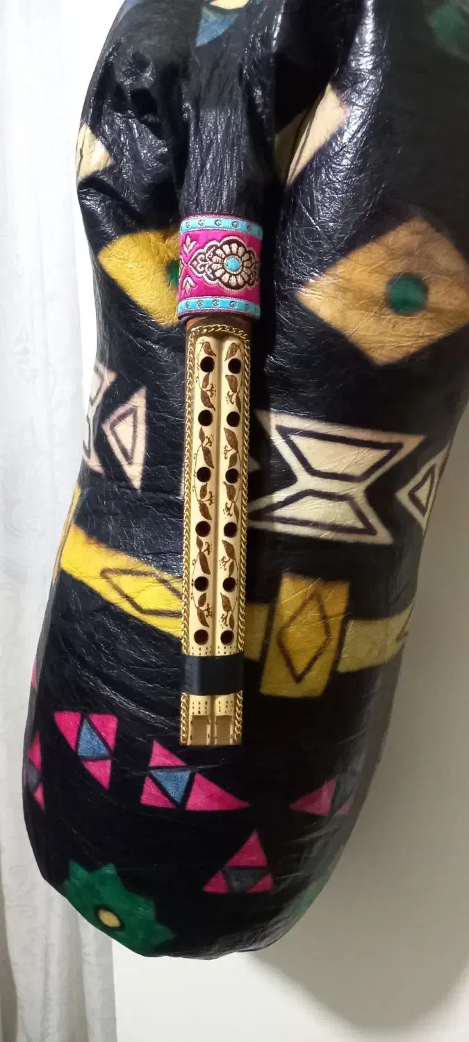 نی هنبان سل کوک|سازهای بادی|فردیس, ثابتی|دیوار