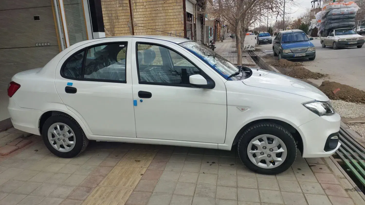 ساینا s خشک تحویل روز|خودرو سواری و وانت|همدان, |دیوار