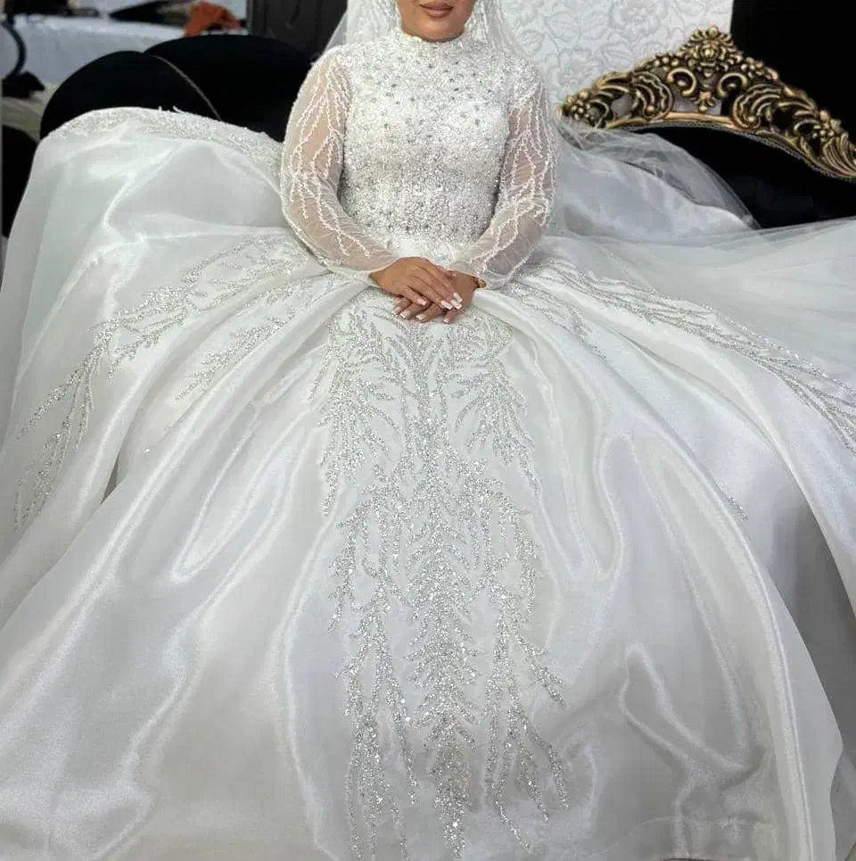 لباس عروس فروش فقط سه ملیون|لباس|محمدیه-قزوین, |دیوار