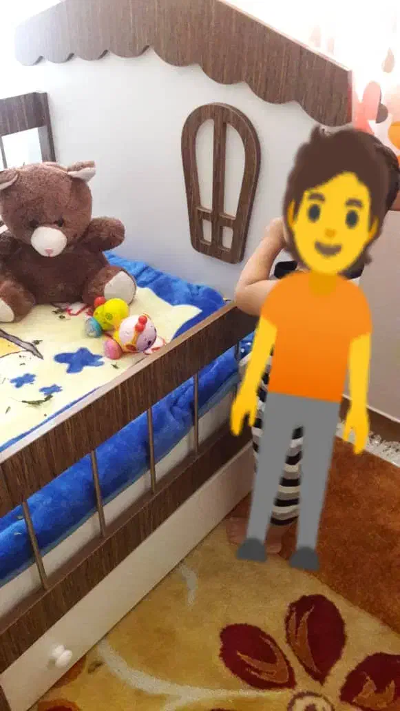 تخت یکنفره به همراه تشک|تخت و سرویس خواب|کلاچای, |دیوار