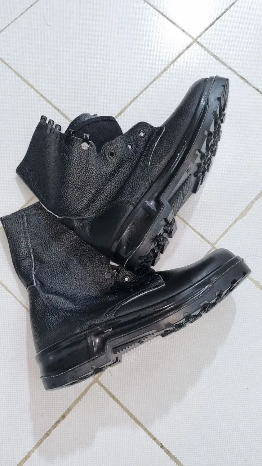 پوتین سربازی|کیف، کفش، کمربند|کامیاران, |دیوار