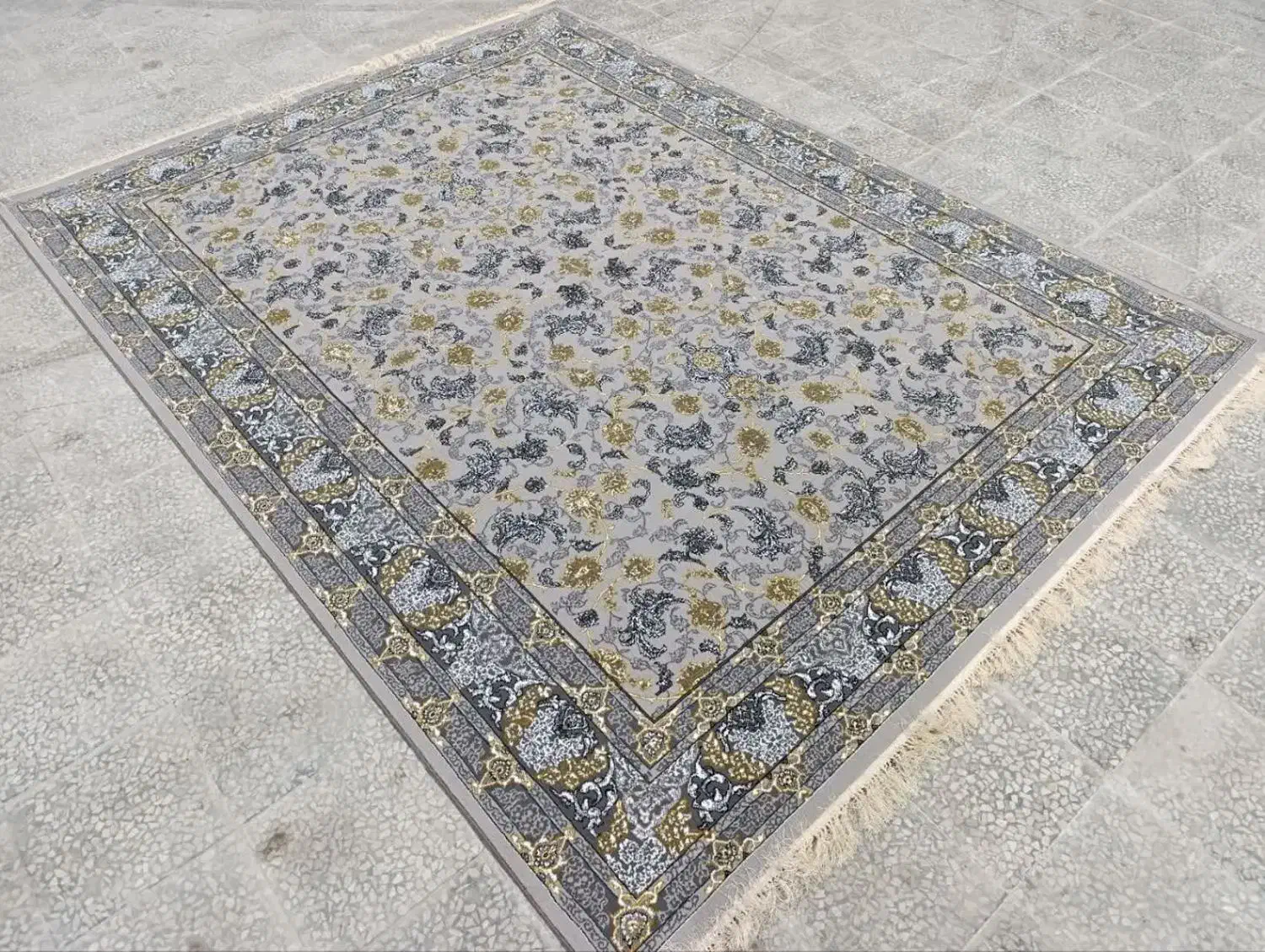 حراج فرش های ۶و۹و۱۲ متری خرید از تولیدی|فرش|کاشان, قطب راوندی|دیوار