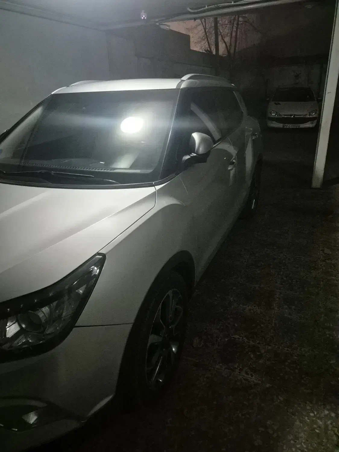 تیولی‌مدل۲۰۱۶‌‌کارکرد۱۳۰هزارکیلومتر‌‌سند‌دست‌اول|خودرو سواری و وانت|تهران, پونک|دیوار