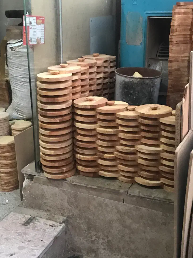 نیازمند کارگر ساده نجاری و پرداخت|استخدام صنعتی، فنی، مهندسی|تهران, خاوران|دیوار