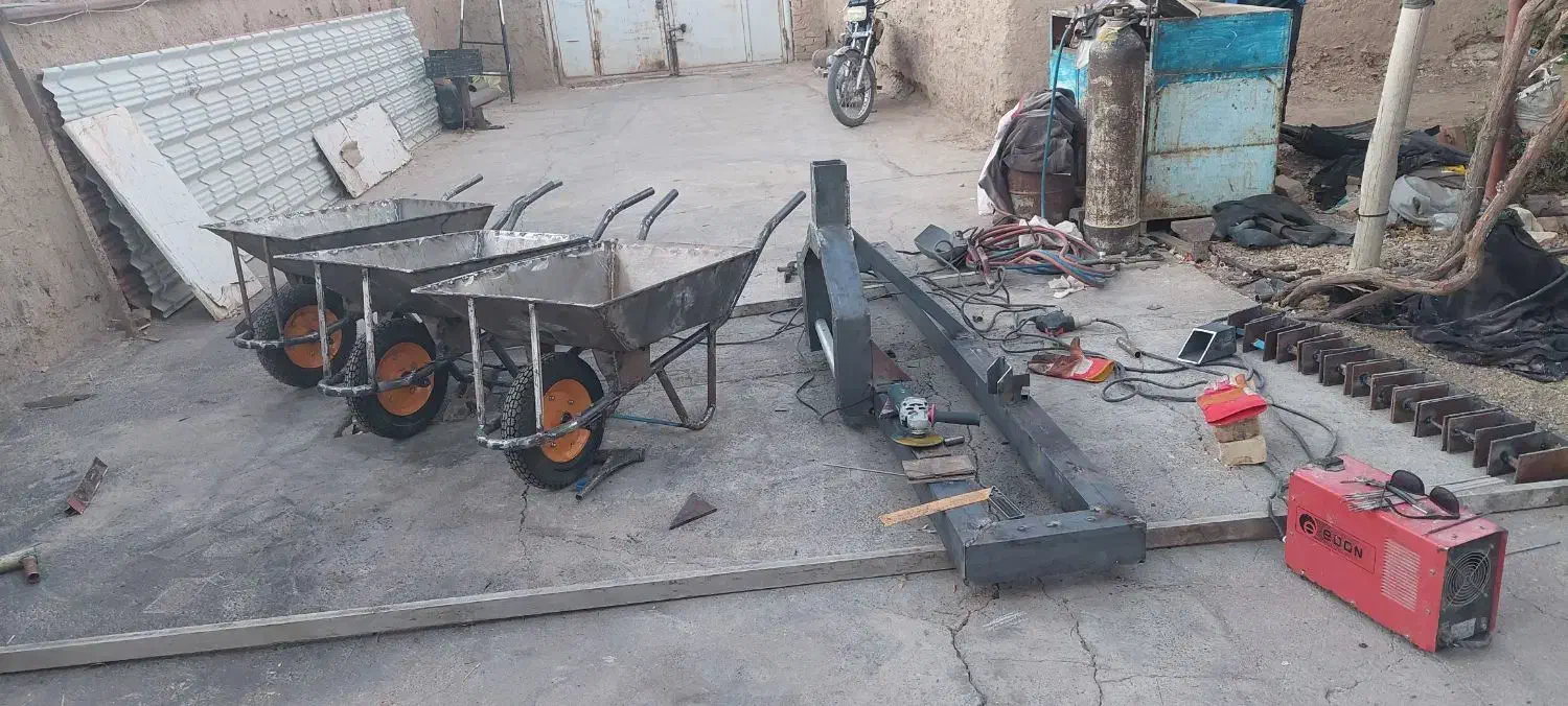 ادوات کشاورزی تریلی اتاق نیسان|ماشین‌آلات صنعتی|اسفراین, |دیوار