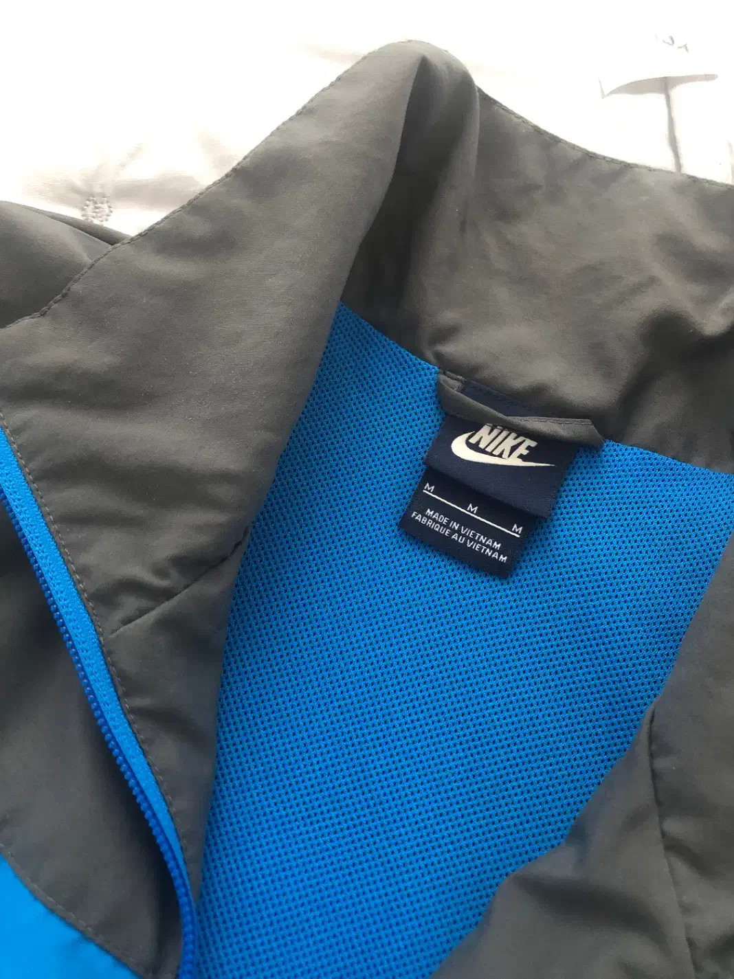 ست گرمکن نایک اورجینال|لباس|رشت, هلال احمر|دیوار