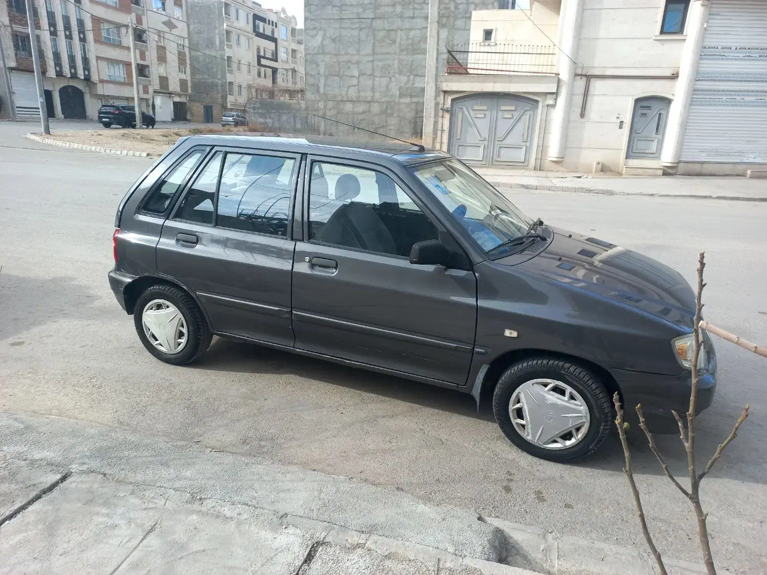 ۱۱۱مدل ۹۵ کارکرد ۷۰ تا درحد خشک|خودرو سواری و وانت|بجنورد, |دیوار