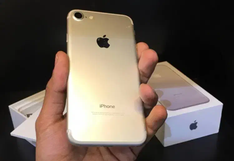 ایفون 7|موبایل|قم, دانش|دیوار