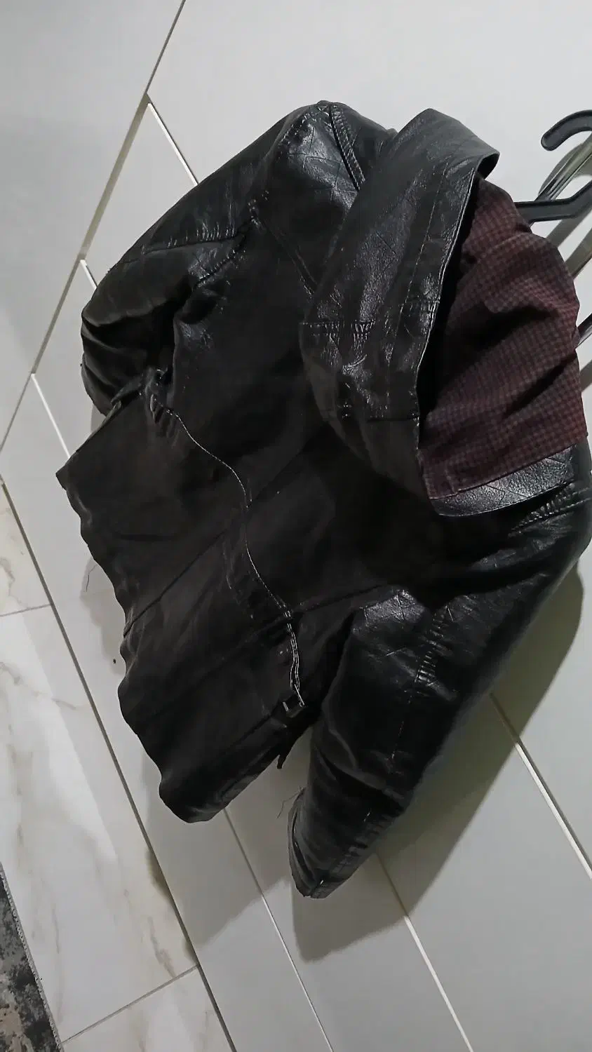 کت چرم پسرانه و سیوشرت های دخترانه جین|لباس|کرمانشاه, |دیوار