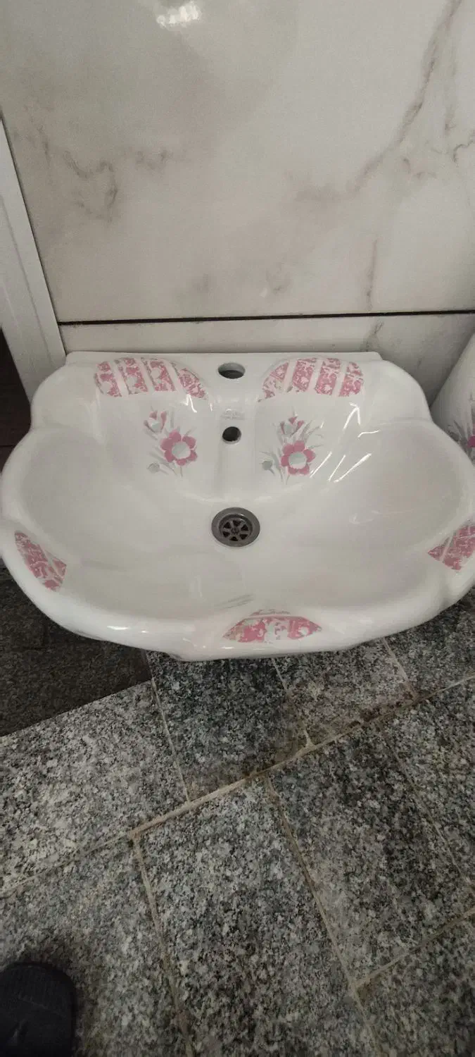 روشویی چینی در حد آک|لوازم سرویس بهداشتی|دورود, |دیوار