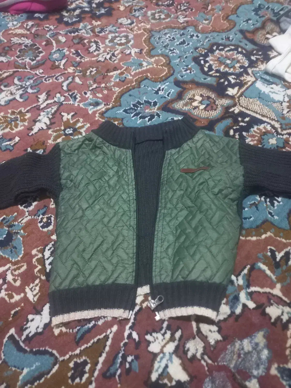 تعدای لباس وکفش|کفش و لباس بچه|زاهدان, |دیوار