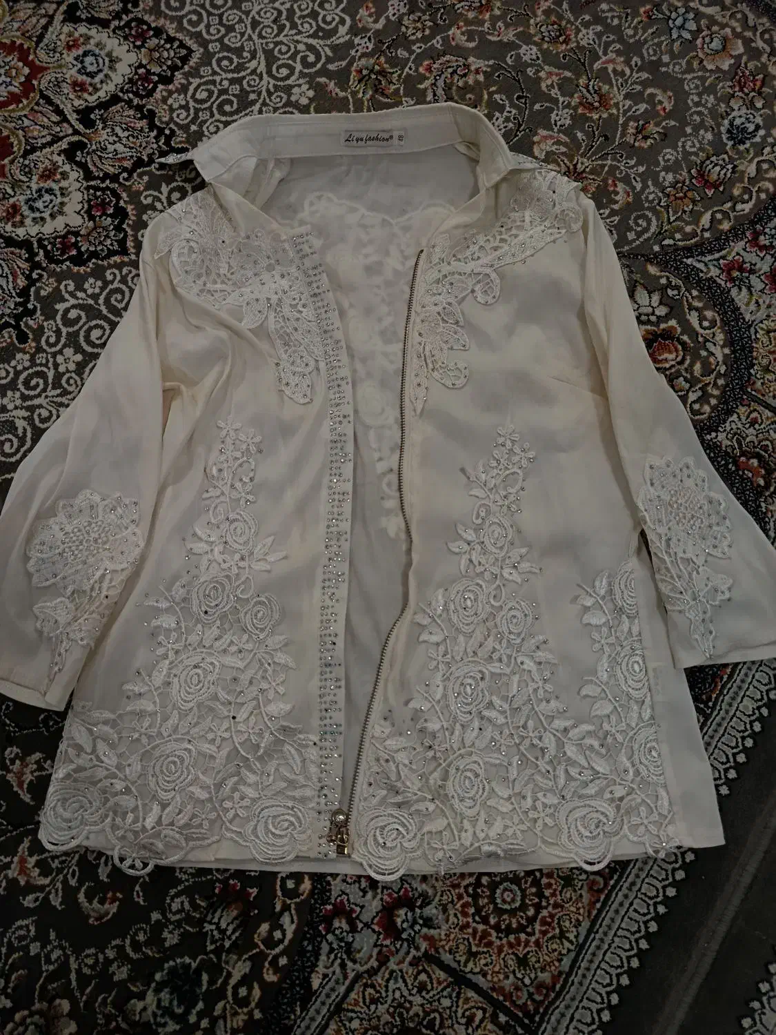 پیرهن مجلسی نگین دار و گیپور|لباس|آستارا, |دیوار