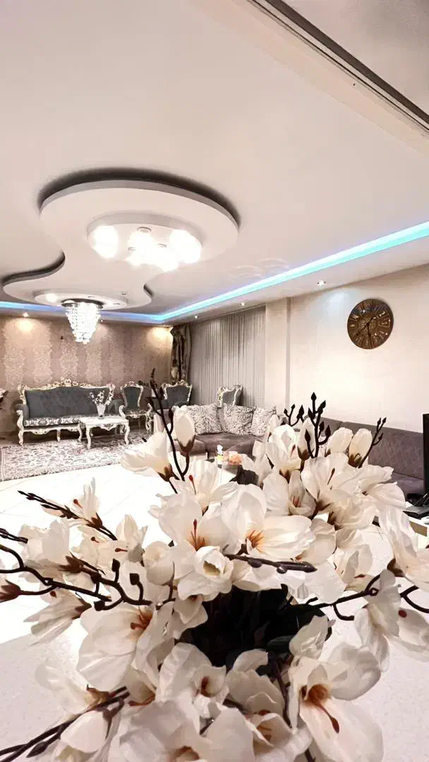 دریاچه چیتگر برج آسمان ۱۰۶ متر طبقه اول ۲ خواب|فروش آپارتمان|تهران, دریاچه شهدای خلیج فارس|دیوار