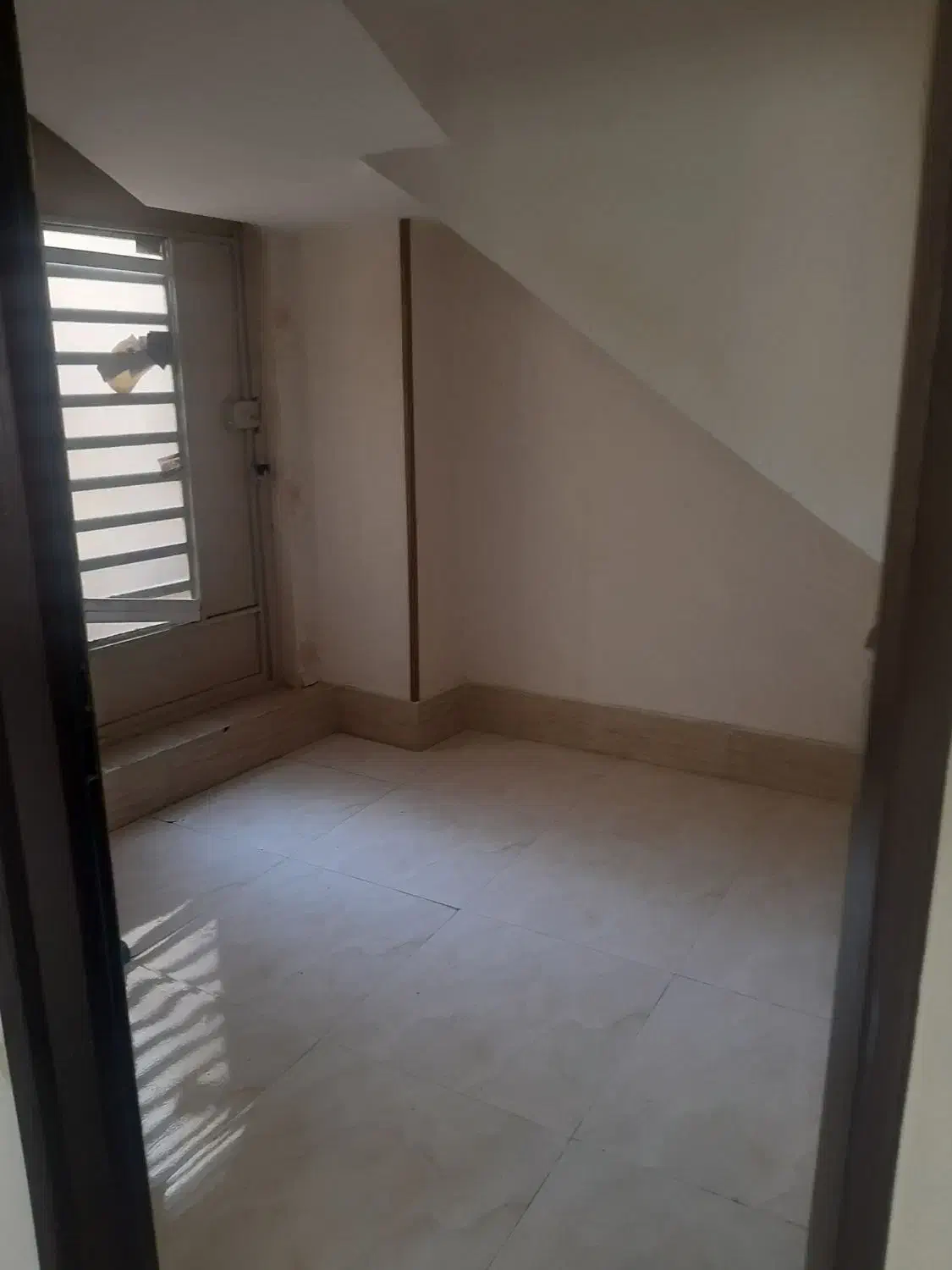 فروش سوییت نقلی دوسال ساخت طبقه همکف|فروش آپارتمان|اصفهان, کوجان|دیوار