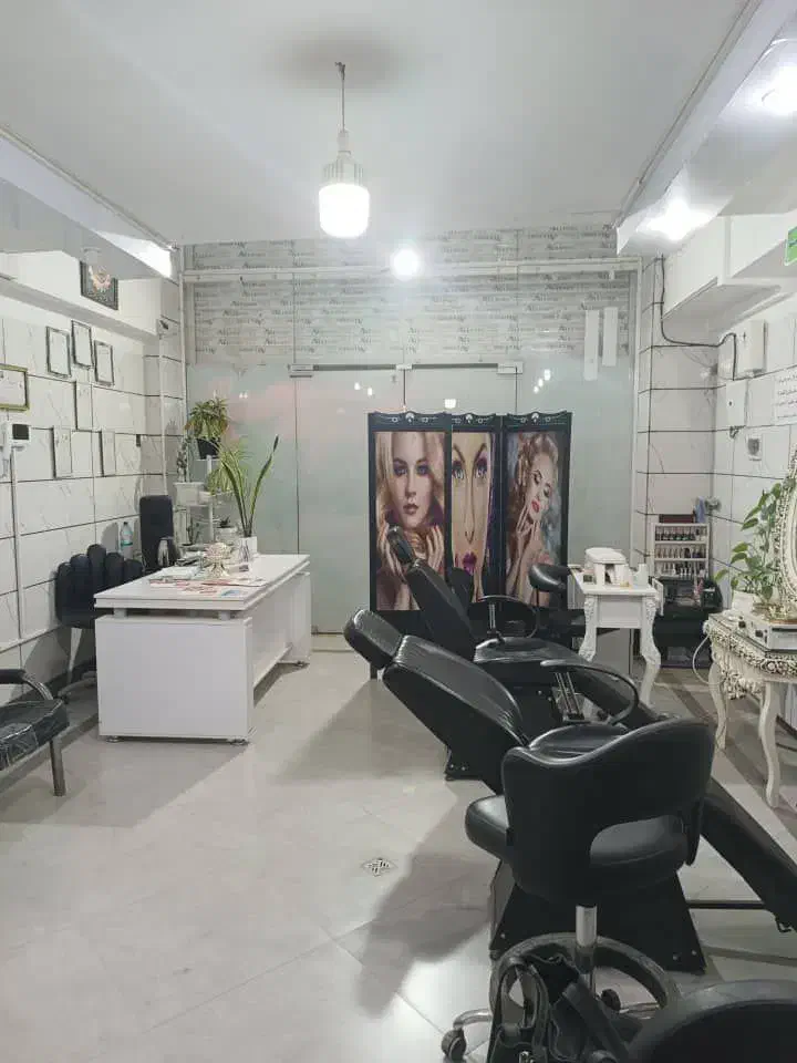 فروش واحد تجاری|فروش مغازه و غرفه|کرمان, |دیوار