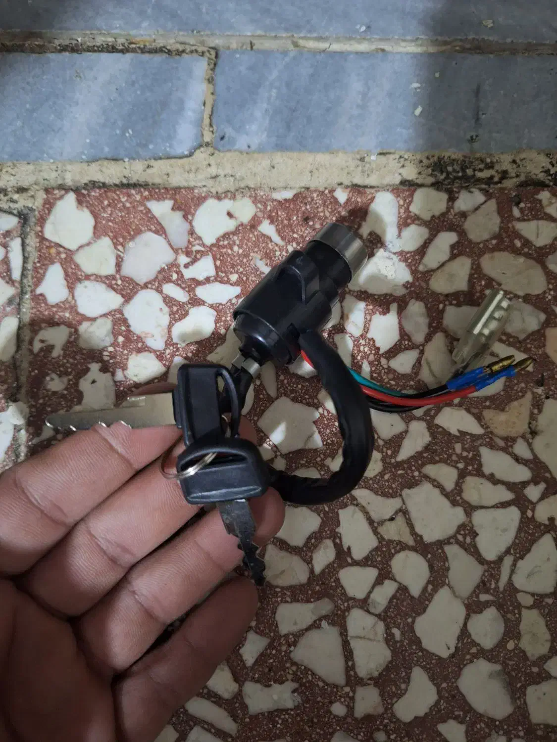 سوییچ هندا ۷۰|قطعات یدکی و لوازم جانبی|قم, انصار‌الحسین|دیوار
