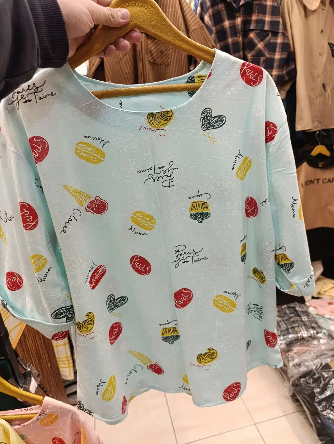 پوشاک ۱۷ شهریور پاساژ کیمیا پلاک ۲۲|لباس|مشهد, هفده شهریور|دیوار