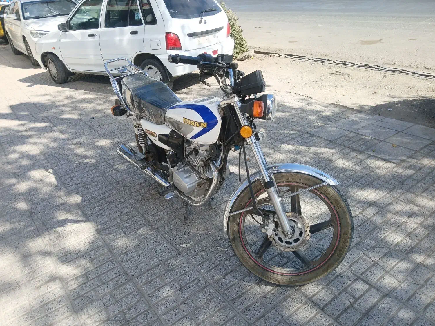 موتور سیکلت|موتورسیکلت|تربتحیدریه, بالا ولایت|دیوار