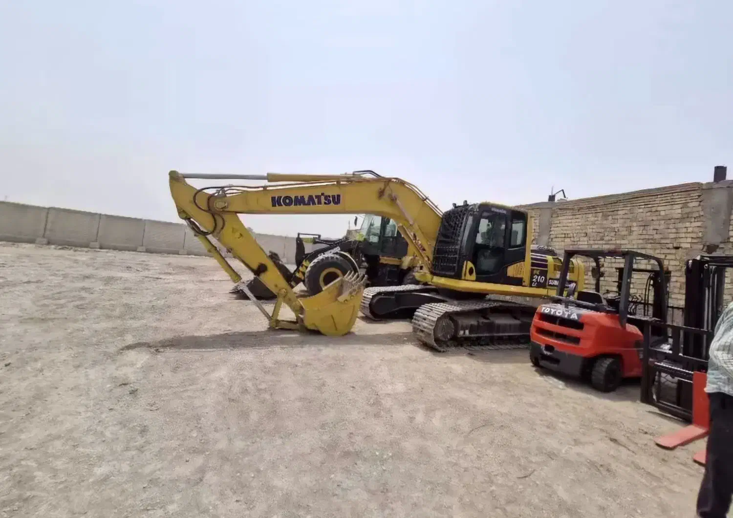 بیل مکانیکی کوماتسو اورهال|خودرو سنگین|مسجد سلیمان, |دیوار