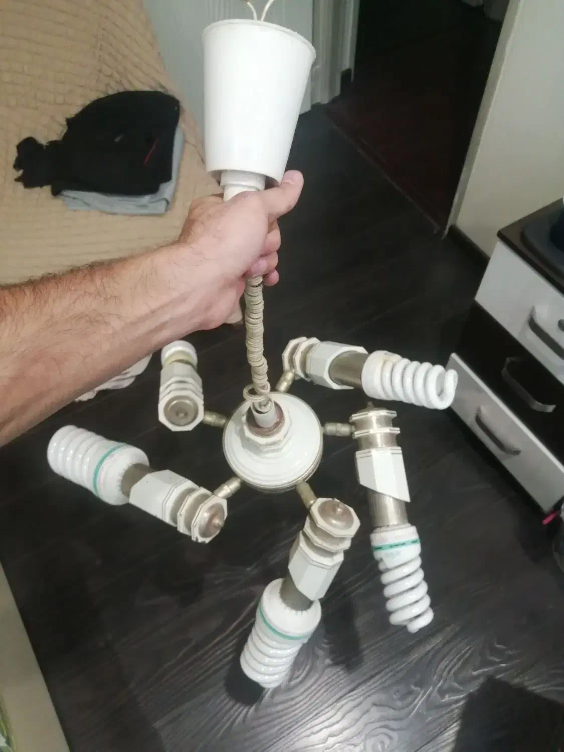 لوستر 5 شاخه و لامپ کم مصرف|لوستر و چراغ آویز|تبریز, |دیوار