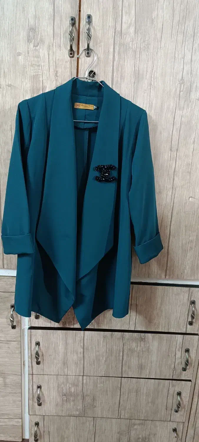 دو عدد کت مجلسی وبیرونی|لباس|نسیم‌شهر, |دیوار