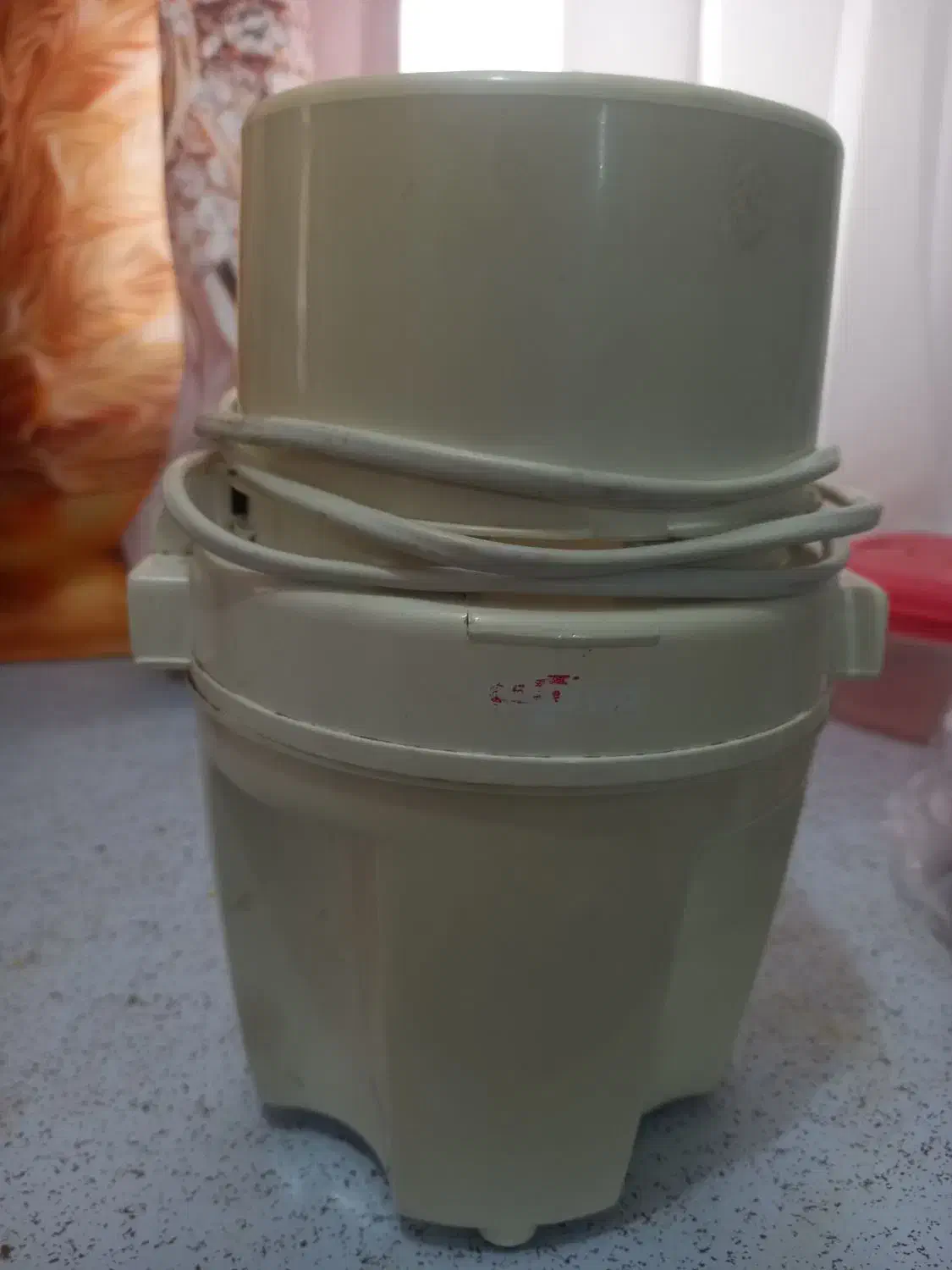 مولینکس مه نیک|خردکن، آسیاب، غذاساز|رشت, نظری|دیوار