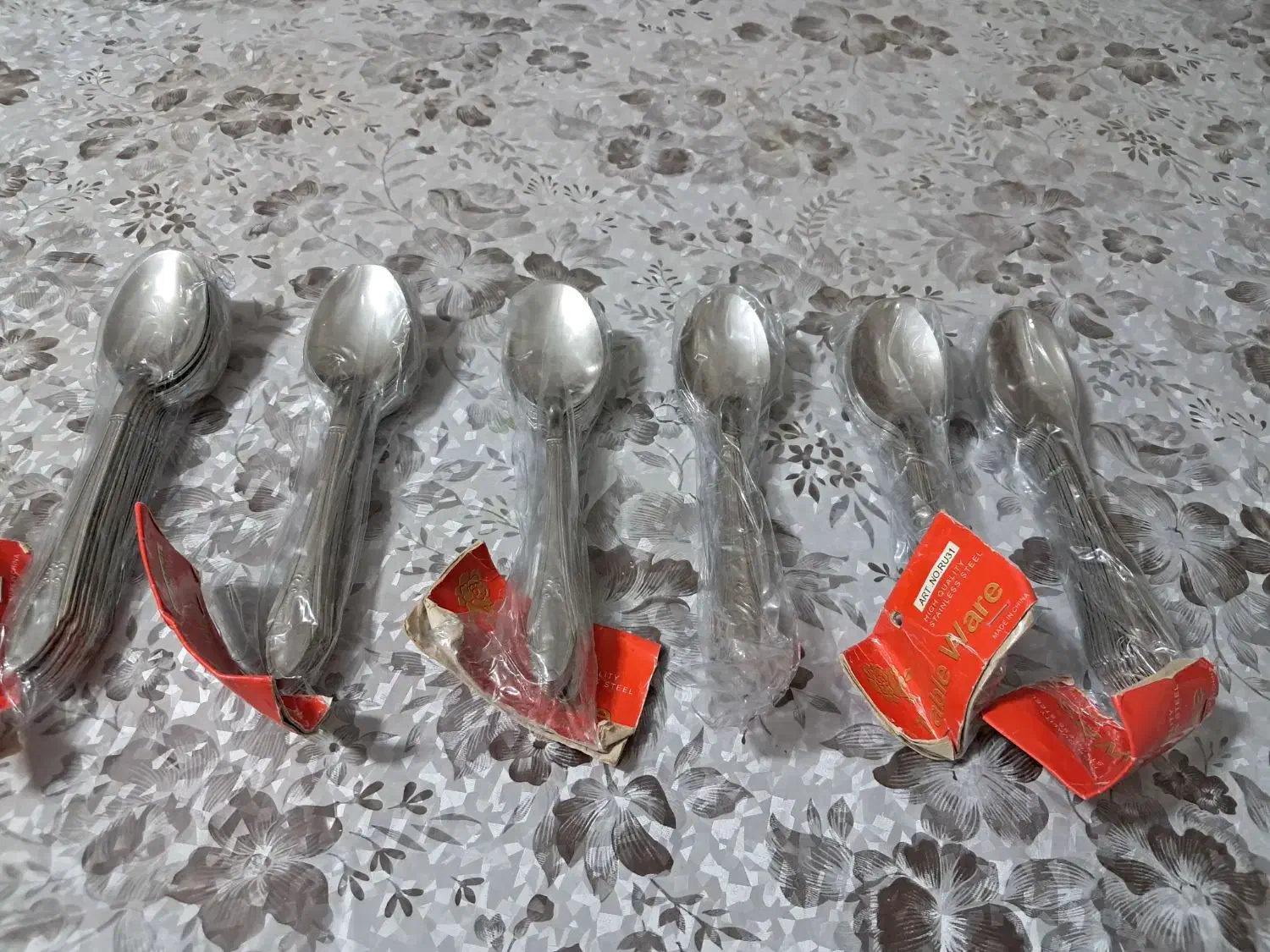 قاشق|ظروف سرو و پذیرایی|مینودشت, |دیوار